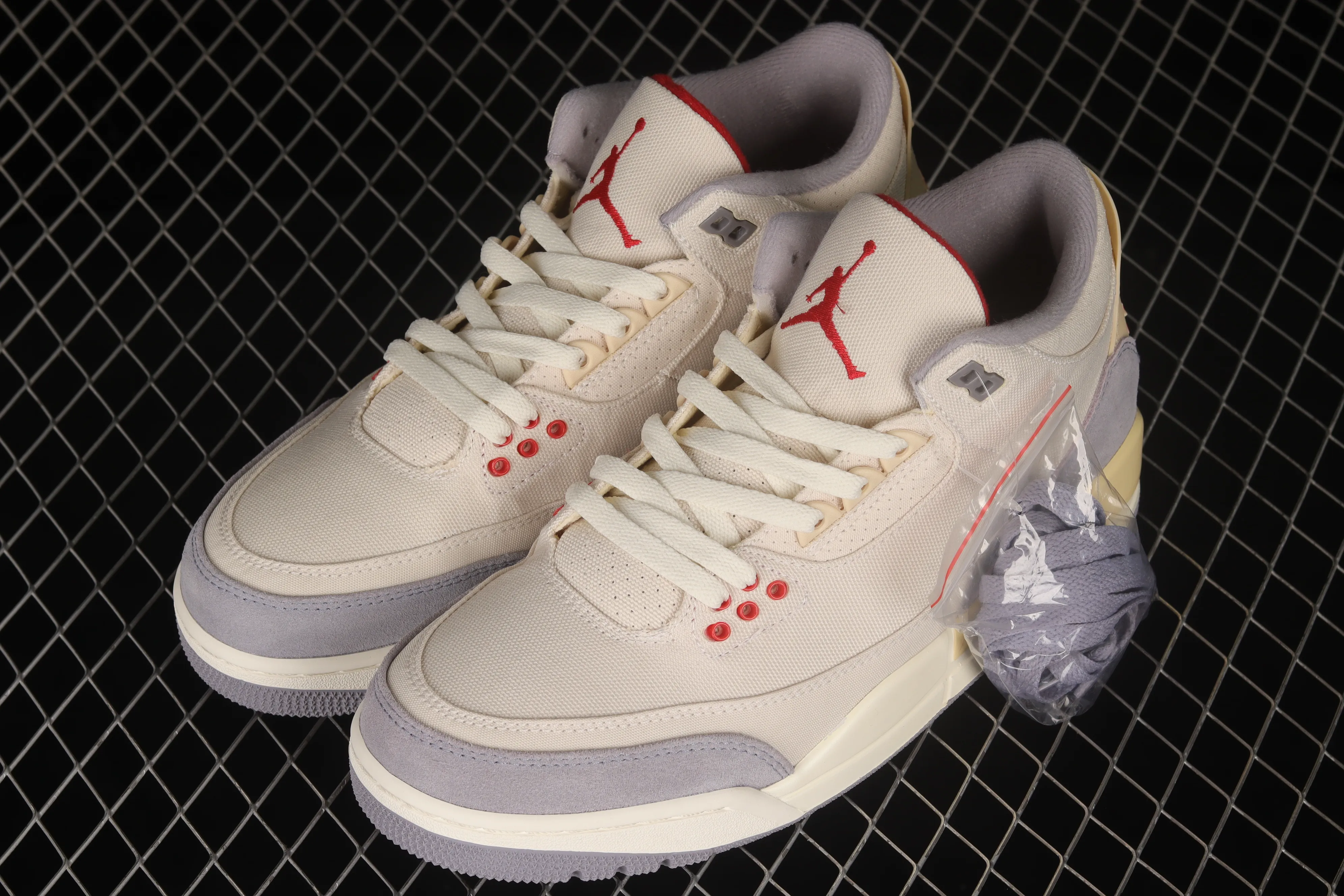 All categories Air Jordan Jordan series basketball shoes Air Jordan 3 Air Jordan 3 "Muslin" AJ3 Joe 3 cement gray canvas basketball shoes DH7139-100